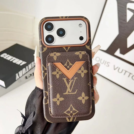 Louis Vuitton iPhone 17 Pro Max Case with Cardholder – Classic Monogram Leather